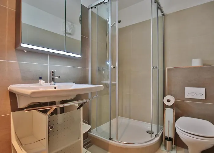 Bergstrasse 62 Bergstrasse 62 11 Lägenhet *